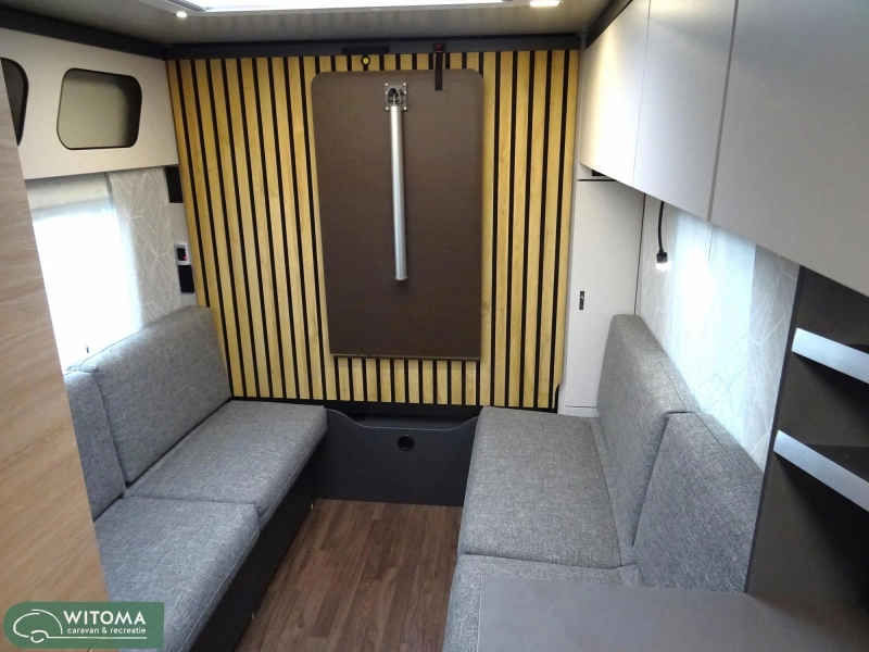 Knaus Yaseo 500 DK € 6.610 Korting  foto: 6