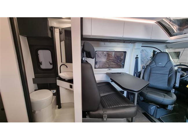 Adria Twin Supreme 640 SLB photo : 5
