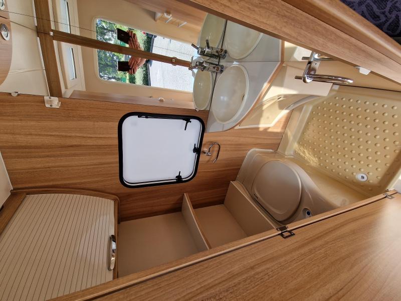 Caravelair Allegra 420 4 person photo: 6