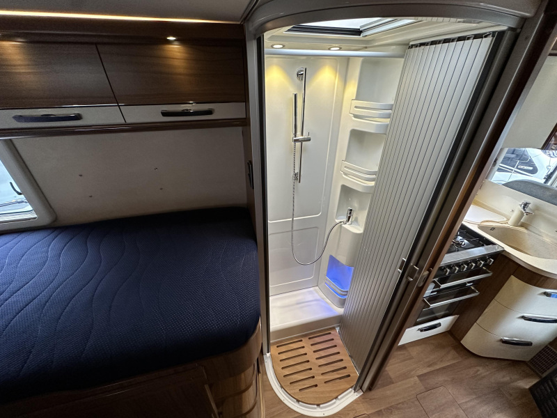 Hymer B 704 PL 3.0 M-JET 180 PK AUTOMAAT  foto: 18