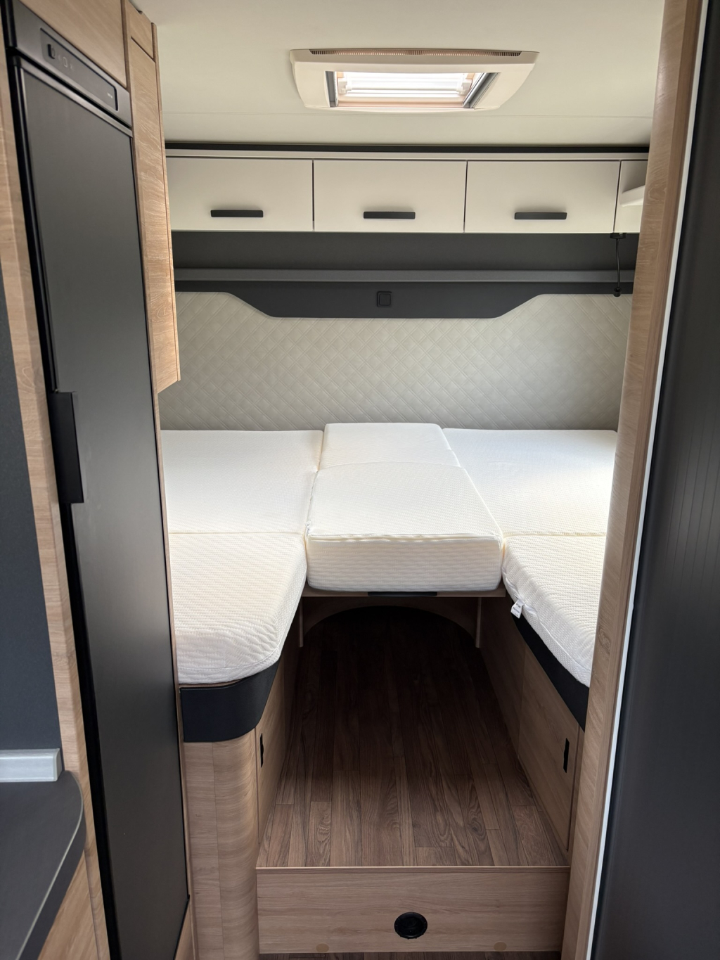 Knaus LiveTI 650 MEG Platinum Selection foto: 14
