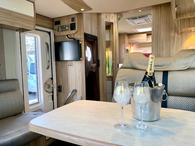 Hymer T 598 GL |DAKAIRCO | ZONNEPANEEL foto: 5