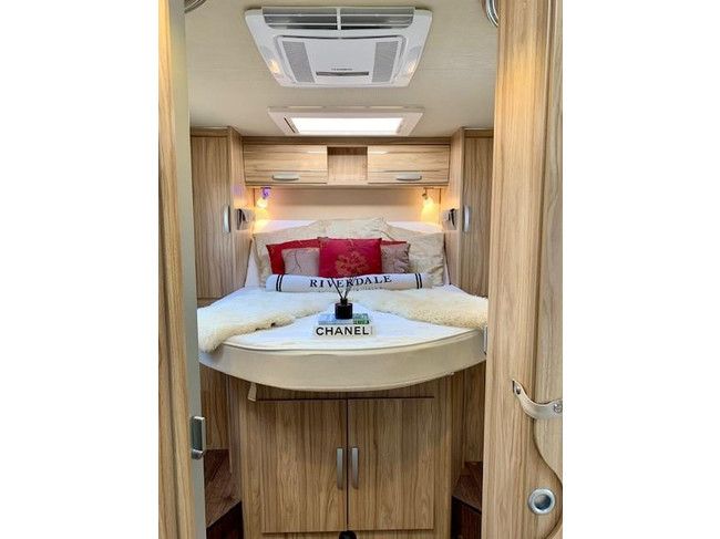 Hymer T 598 GL |DAKAIRCO | ZONNEPANEEL foto: 15
