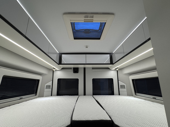 Adria Twin Supreme 640 SLB 140 CV AUTOM&Aacute;TICO 9 velocidades Euro6 Fiat Ducato 8 **Camas individuales/4 asientos/Toldo/Enganche de remolque/Enduro Fiet foto: 21