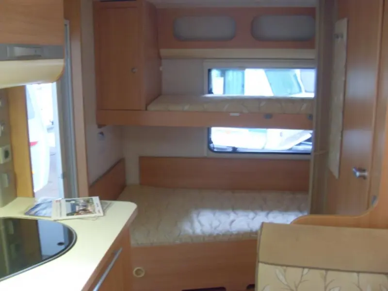 Adria Adora 563 PK 6 persoons 