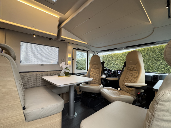Adria Sonic 700 SL Plus 180 CV AUTOM&Aacute;TICO 9 velocidades Euro6 Fiat Ducato 8 Maxi **Camas individuales/4 asientos/4+1 plazas para dormir/4400 kg/Foto solar: 7