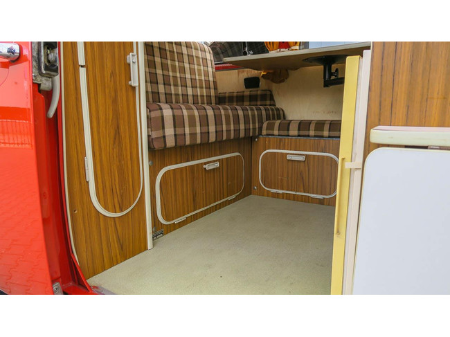 Volkswagen Transporter T2 Westfalia Madrid foto: 9