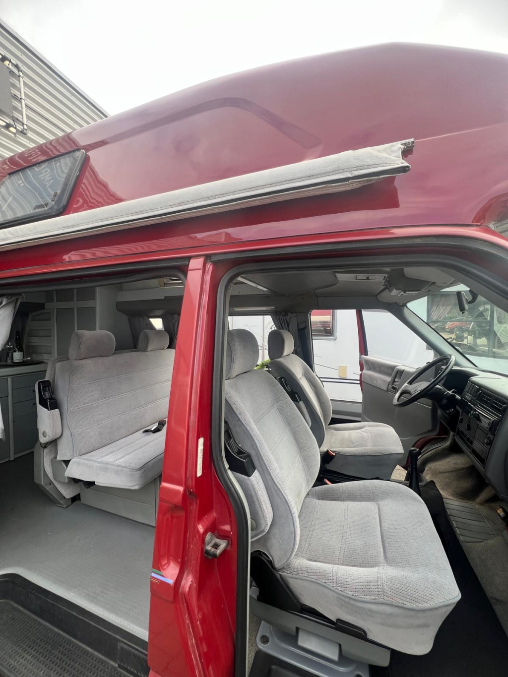 VOLKSWAGEN KAMPEERAUTO II D 57 KW AUT foto: 6