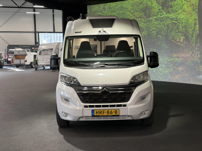 Adria Twin Axess 640 SL zonnepaneel / omvormer  foto: 1