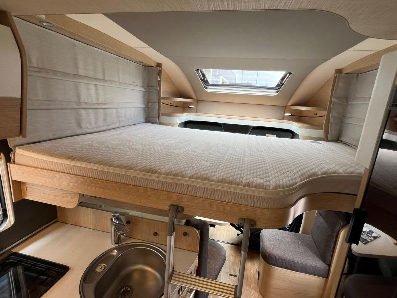 Hymer B-MC T 680 E&P nivel, aire acondicionado, Completamente equipado foto: 16