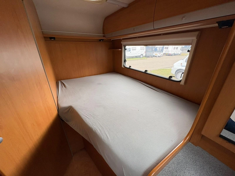 Dethleffs Globebus T 2 Airco,Vastbed,Luifel  foto: 17