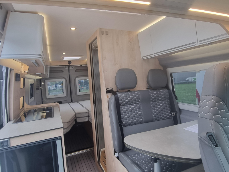 Clever Runner 640 Lang bed 205 cm! Leder  foto: 19