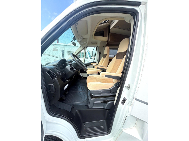 Bürstner Ixeo Time IT 590 Hefbed/2014/Euro-5/5.90M!  foto: 16