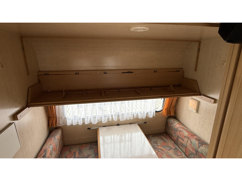 Adria Optima 425 TK Festbett Sitz Toilettenraum Foto: 3