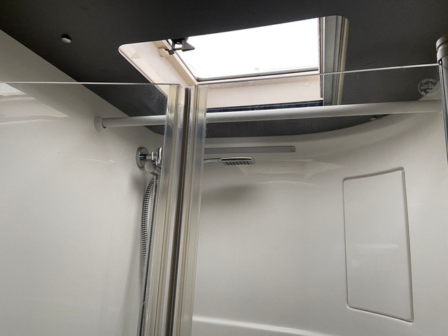 Hymer B ML-T 780 photo: 19