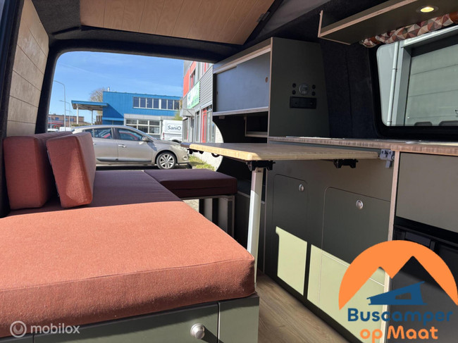 Volkswagen T6 2019 Nevada L1H1 zweifarbig Foto: 2