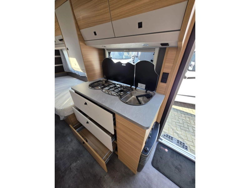 Dethleffs Summer Edition 460 EL Airco, Single beds photo: 7