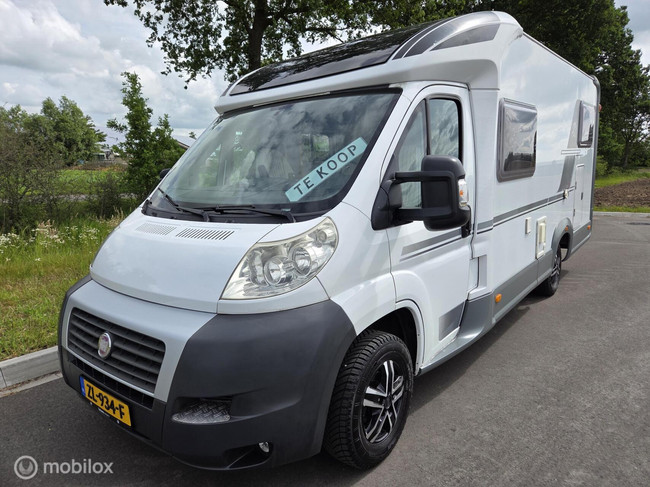 Knaus R11 foto: 4