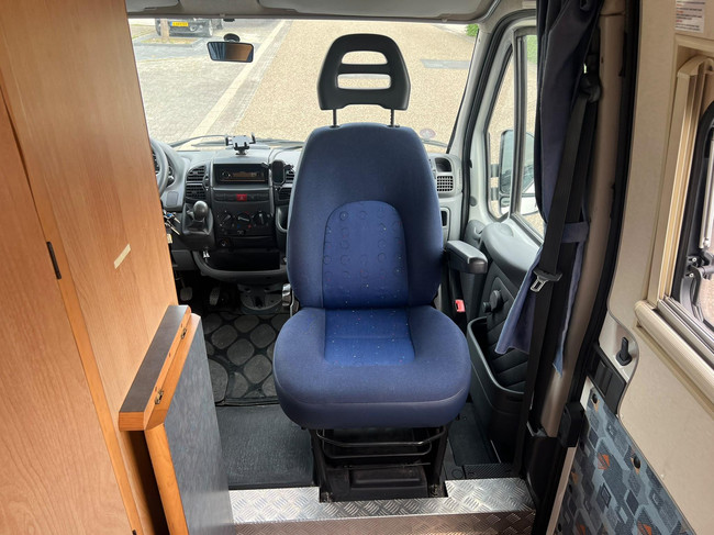 Peugeot Boxter Buscamper | Luifel | Maxxfan | Ombouwbare Rondzit | Bearlock foto: 18