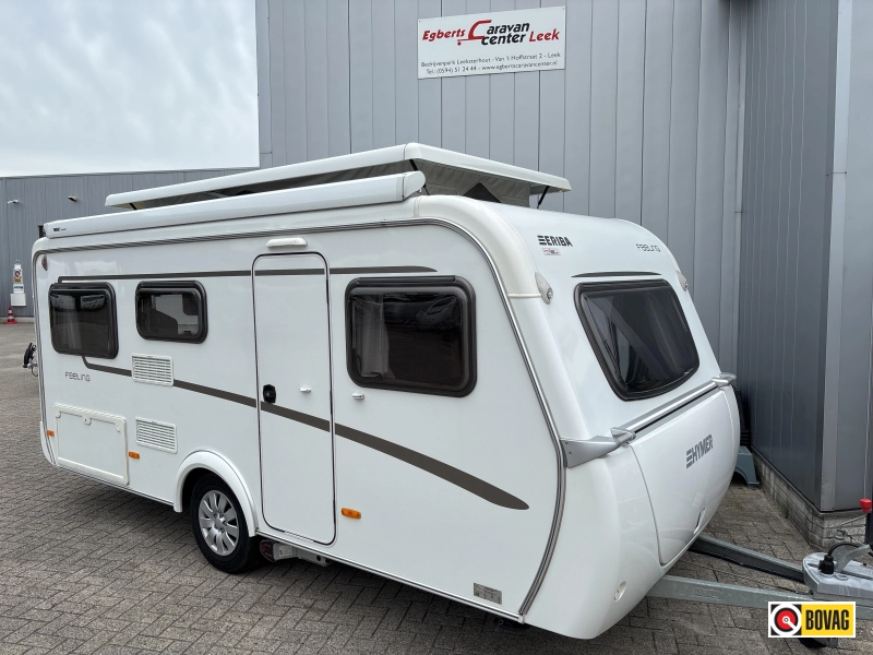 Eriba Feeling 425 Mover/Toldo Thule