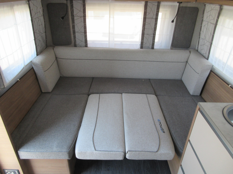 Knaus Sport E-Power Selection 500 FU MUY COMPLETA Y CAMA FRANCESA foto: 7