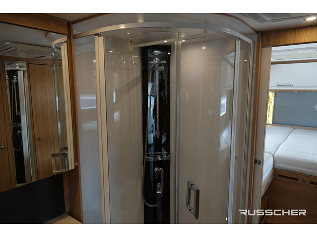 NIESMANN BISCHOFF ARTO 85E 180Pk Aut. | Levelsysteem | Dachklimaanlage | Solarpaneele | Anh&auml;ngerkupplung Foto: 14