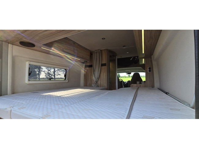 Hymer Yosemite 600 * AUTOMATIK * Längsbetten * Hubdach Foto: 16