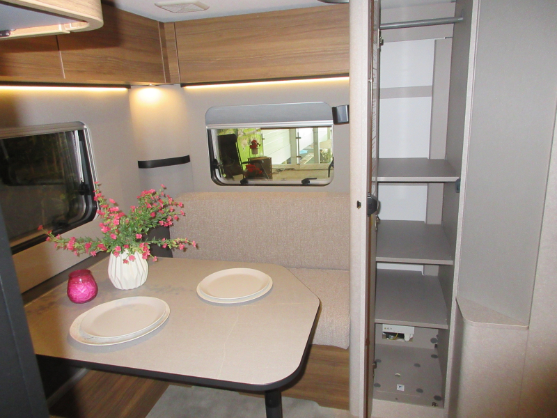 Eriba Feeling 470 COMPACT CAMAS INDIVIDUALES!! foto: 12