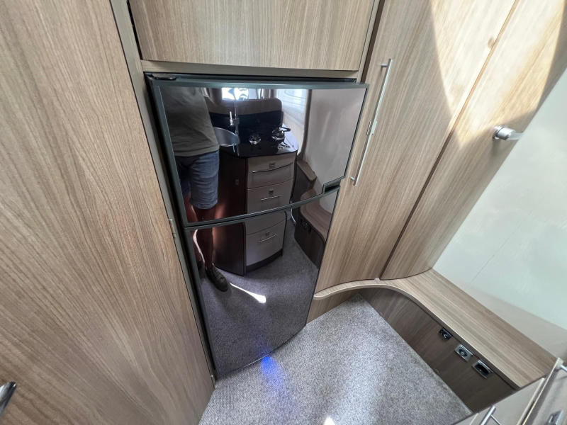 Challenger Prium XL FULL OPTIONS | Levelsyst.  foto: 6