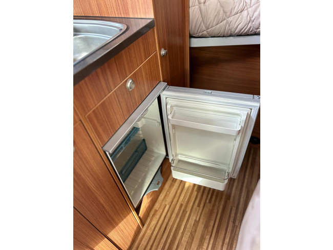Adria TWIN ACTIVE 540 2.3 131 PK Fiat Ducato Buscamper Origineel Nederlandse Camper! foto: 21
