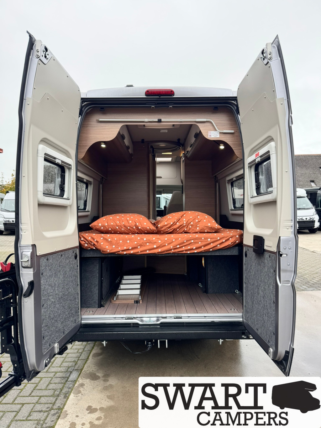 Knaus Boxlife 630 ME Lengtebedden 180 pk automaat foto: 21