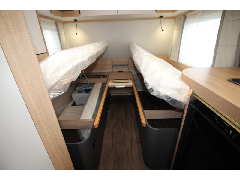 Knaus Sport 460 EU Camas individuales y techo de GFK! foto: 16