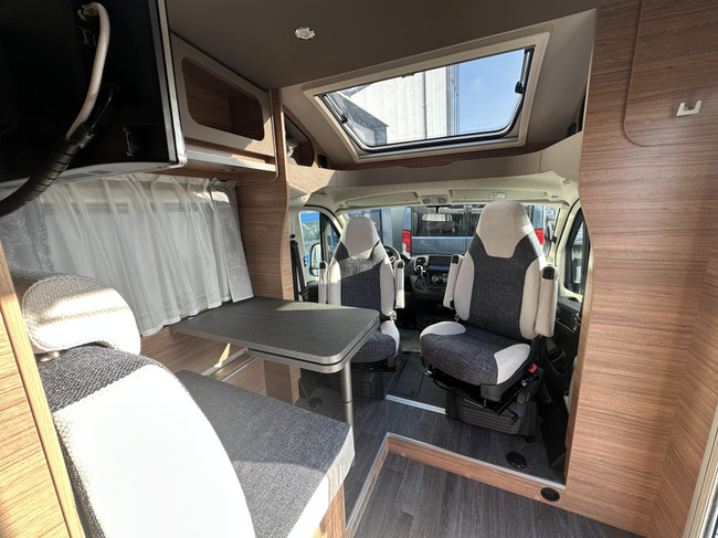 Weinsberg CaraSuite 650 MEG GRATIS AUTOMAAT foto: 5