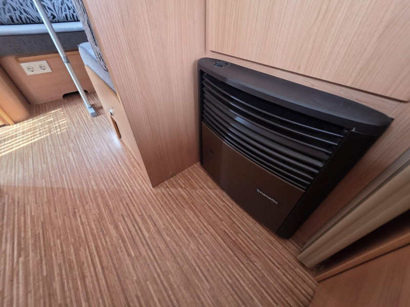 Adria Altea 390 PS 4 personas AVANCE 2010 foto: 16