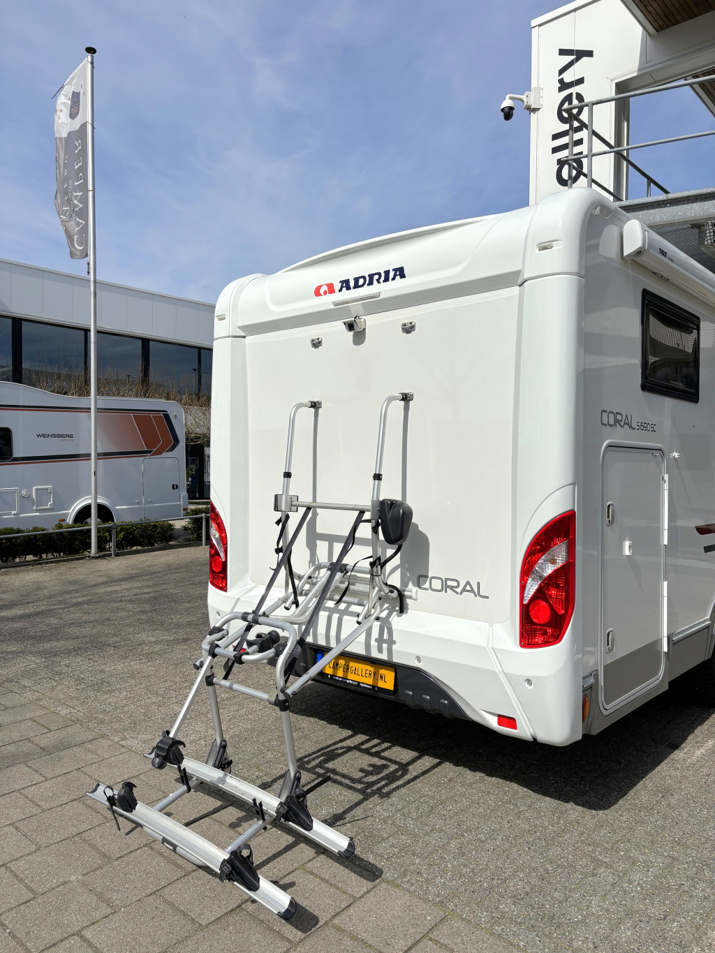 Adria Coral 690 SC QUEENSBED EURO 5 ALKO LUCHTVERING  foto: 21