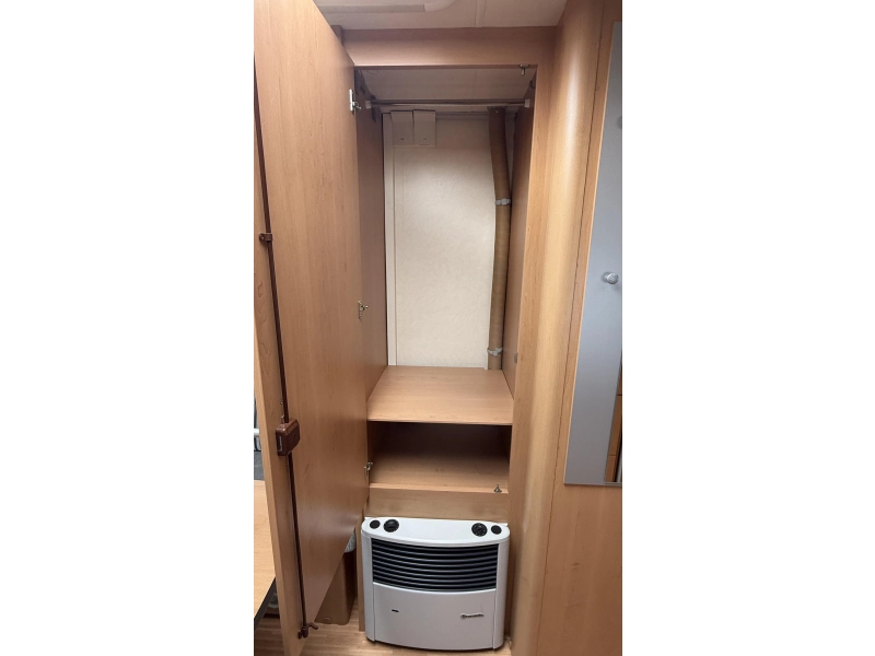 Knaus Sudwind White Edition 500 EU camas individuales asiento redondo foto: 7