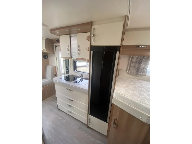 Hobby De Luxe T 65 GE Premium Fiatbasis  foto: 12
