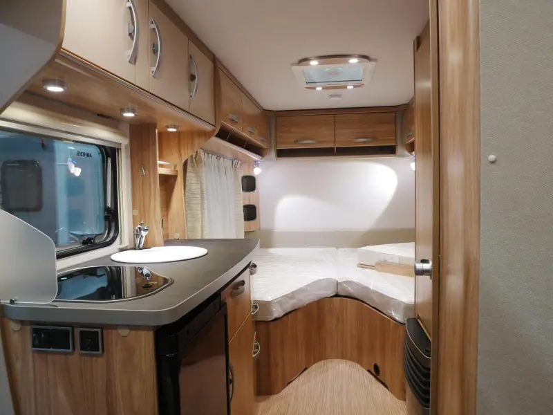 Eriba Nova Light 442 2025 Model  foto: 6