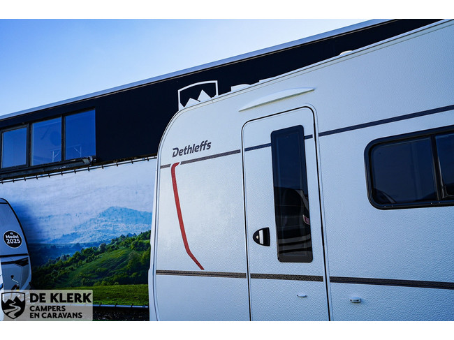 Dethleffs CAMPER 460 EL Christmas Special foto: 5