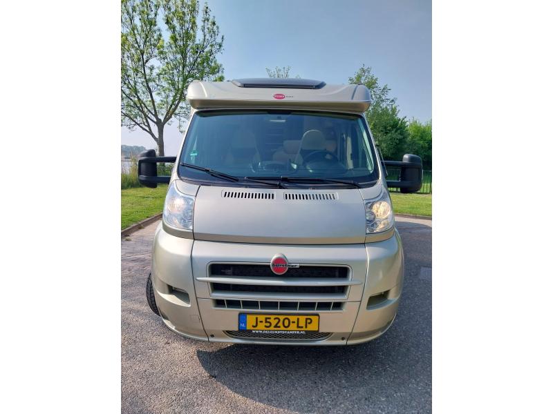 Bürstner Nexxo 728 T Met extra lage enkele bed  foto: 17