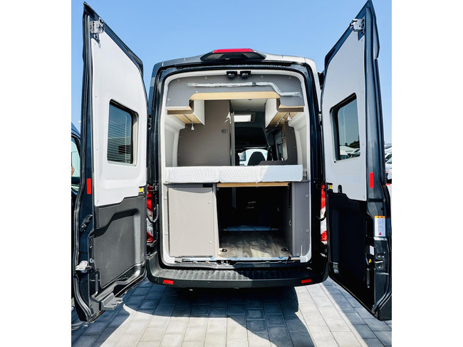 LMC Innovan 592 MJ. 25 + Solar + 200A Lithium + Automaat foto: 6