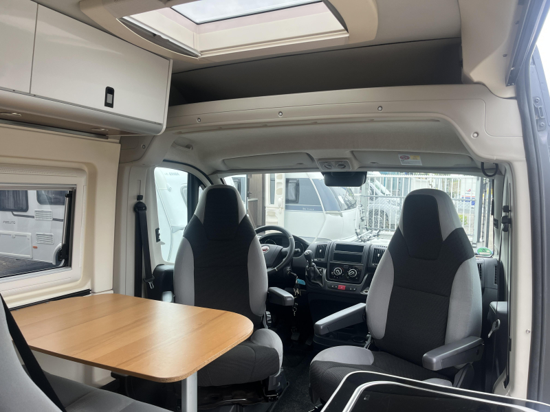 Westfalia Columbus 600 D - Winterpaket Foto: 2