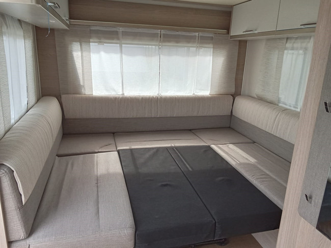 Bürstner Premio Plus 510 TK foto: 9