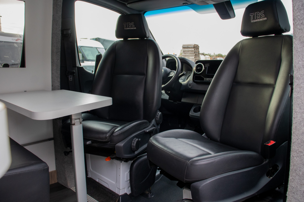 Mercedes Sprinter foto: 16