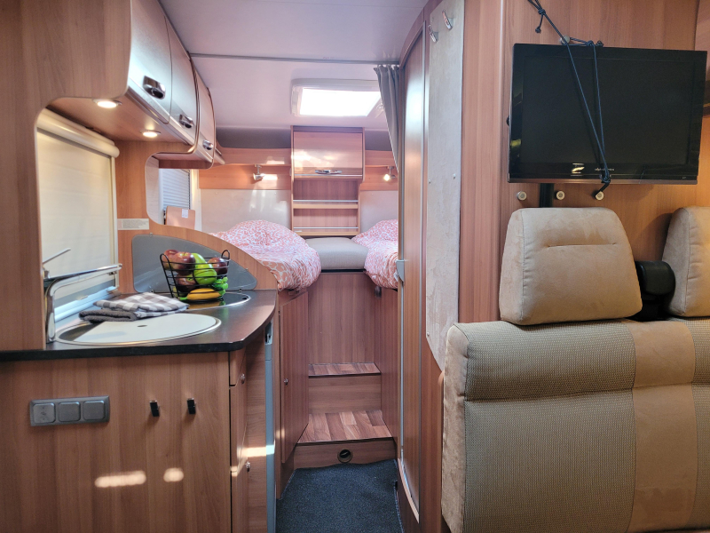 Hymer Van 562 Silverline foto: 19