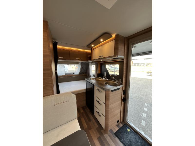 Weinsberg CaraOne Edition HOT 390 QD MOVER-LUIFEL 