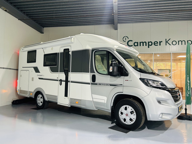 Adria COMPACT SL Plus ! con camas separadas foto: 3