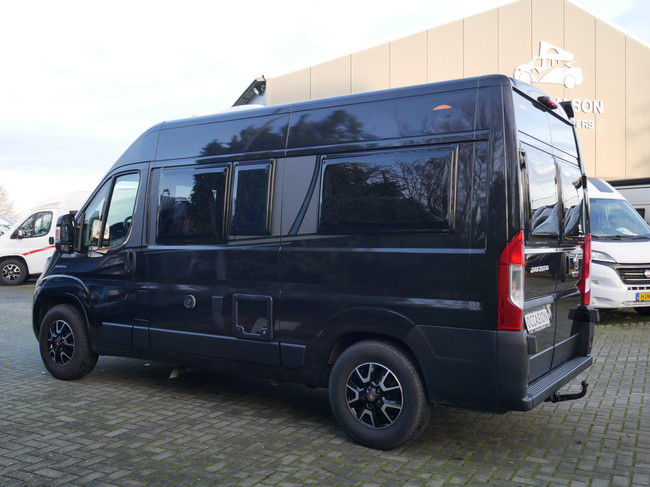 Carado CV 540 Edition 15 5.40 Meter Buscamper, Dwarsbed foto: 22