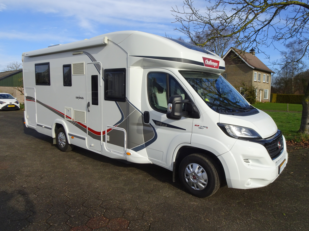 Challenger Genesis 398XLB