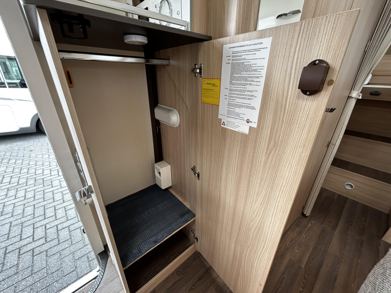 B&uuml;rstner Lyseo Time I 690 G Single beds/Automatic! photo: 25